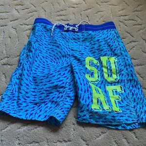 boys size 8 swimsuit